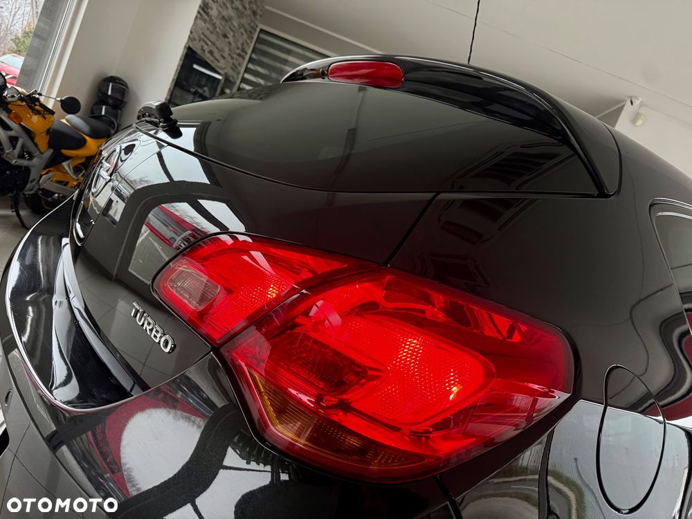 Opel Astra 1.4 Turbo - 23