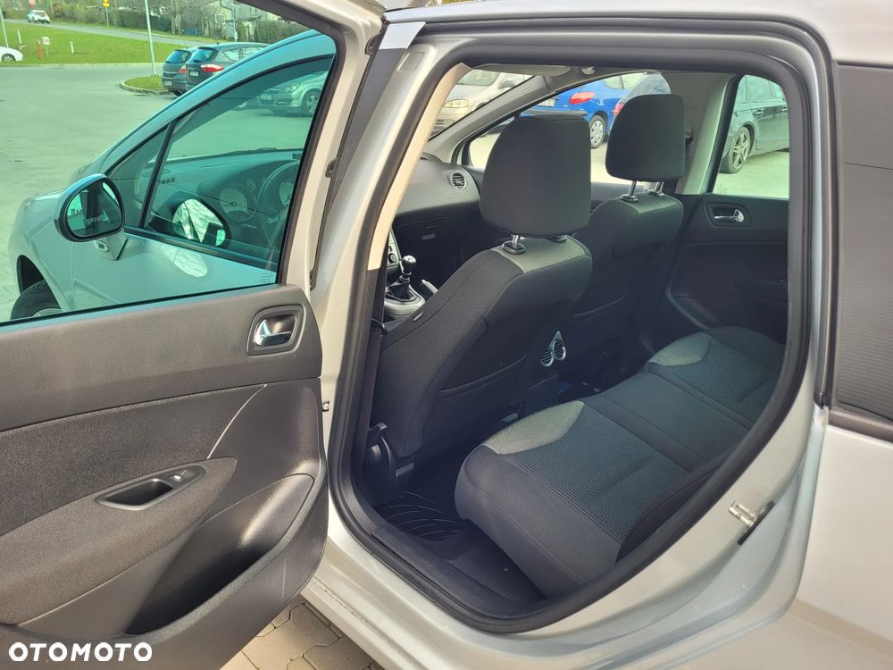 Peugeot 308 e-HDi FAP 115 Stop&Start Business Line Niveau 1 - 25