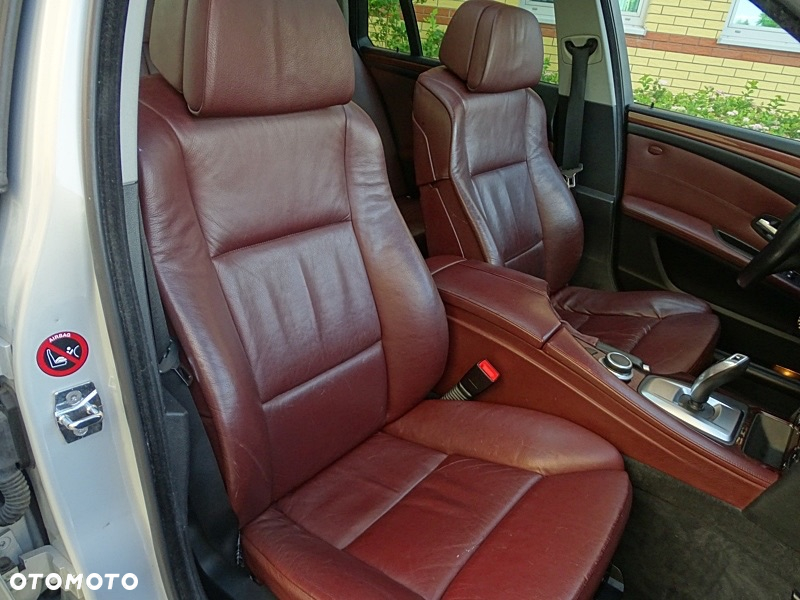 BMW Seria 5 530xi Touring Edition Exclusive - 10
