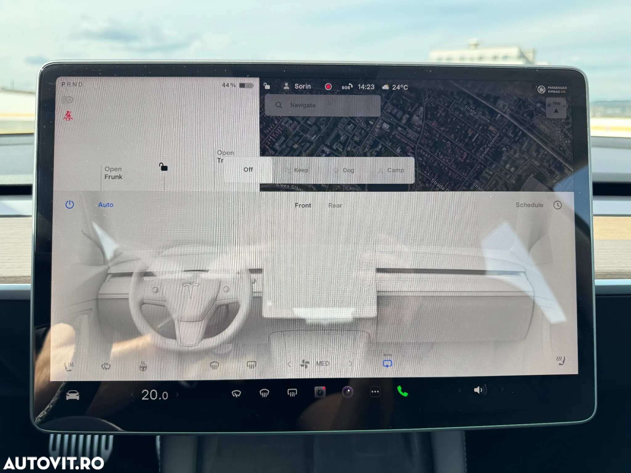 Tesla Model 3 Long Range - 37