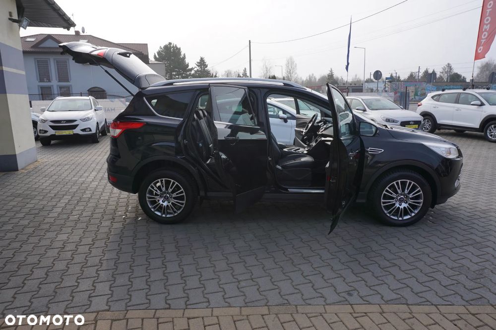 Ford Kuga 2.0 TDCi 2x4 Titanium - 17