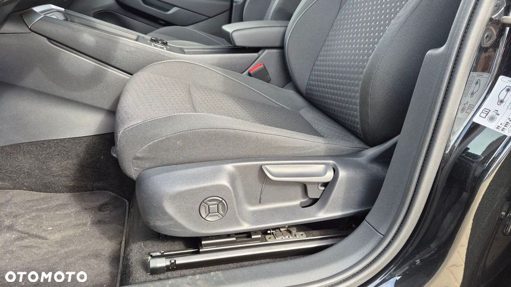 Volkswagen T-Roc 1.5 TSI Life DSG - 12