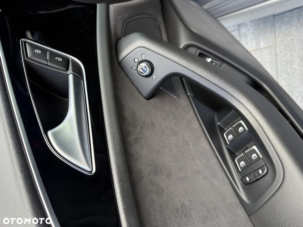 Audi A6 Avant 2.0 TDI quattro S tronic - 9