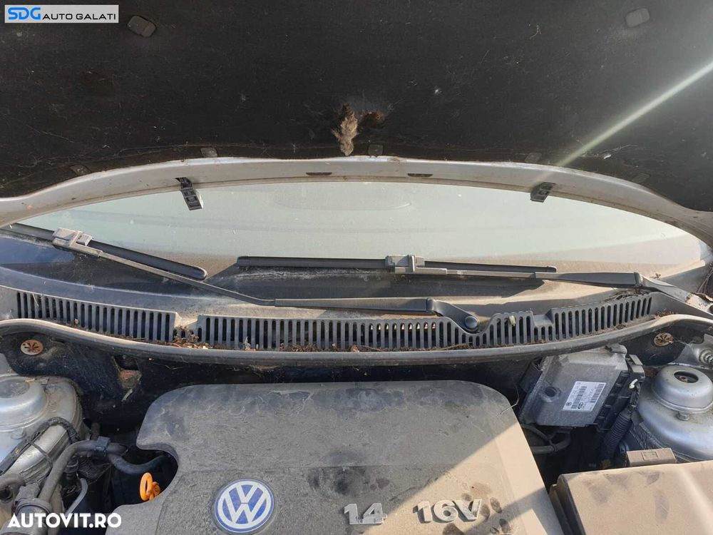 Plastic Ornament Capac Stergatoare Parbriz Volkswagen Polo 9N 2002 - 2005 - 1