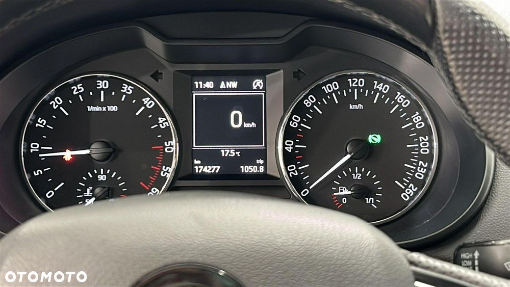 Skoda Octavia 2.0 TDI DSG Ambition - 15