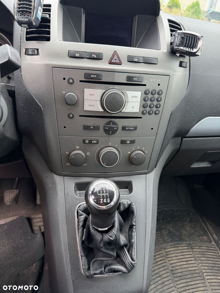 Opel Zafira 1.9 CDTI Essentia - 13