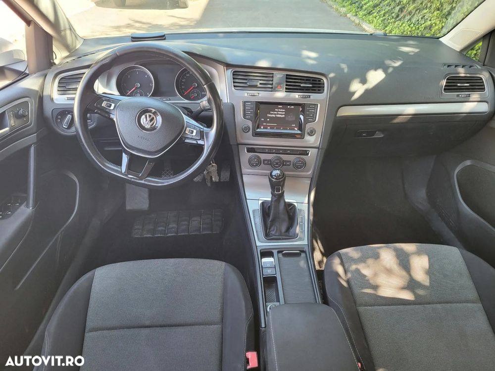 Volkswagen Golf - 7