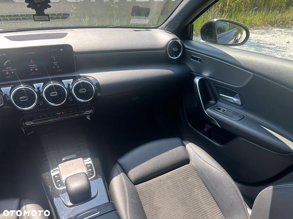 Mercedes-Benz Klasa A 180 Progressive 7G-DCT - 18