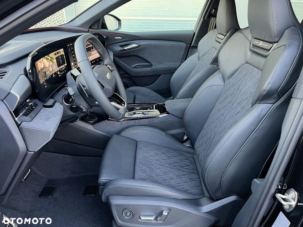 Audi Q6 e-tron - 6