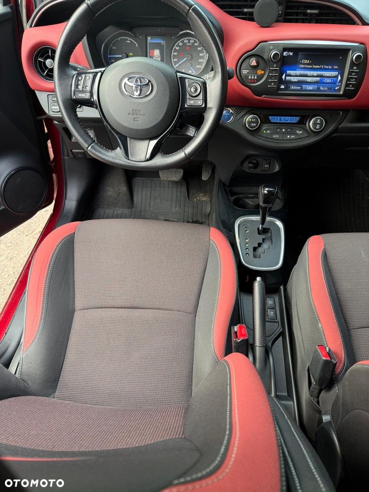 Toyota Yaris - 15