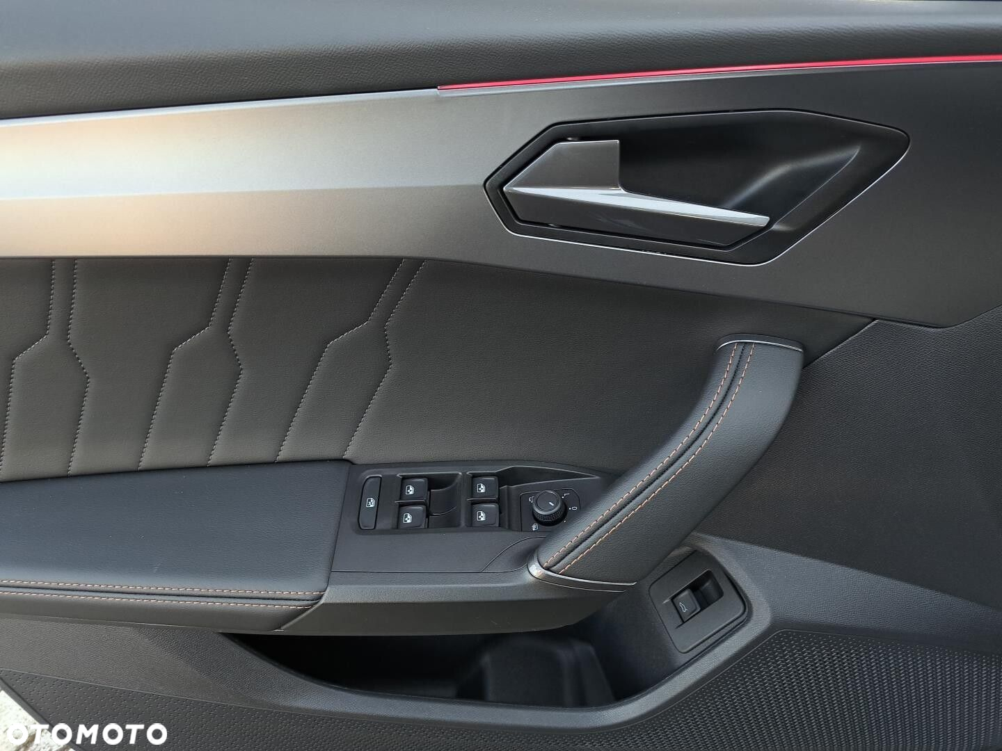 Cupra Leon 2.0 TSI DSG - 13
