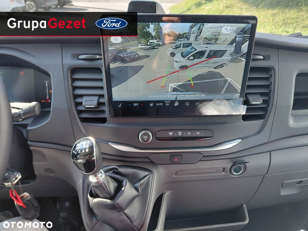 Ford Transit - 10