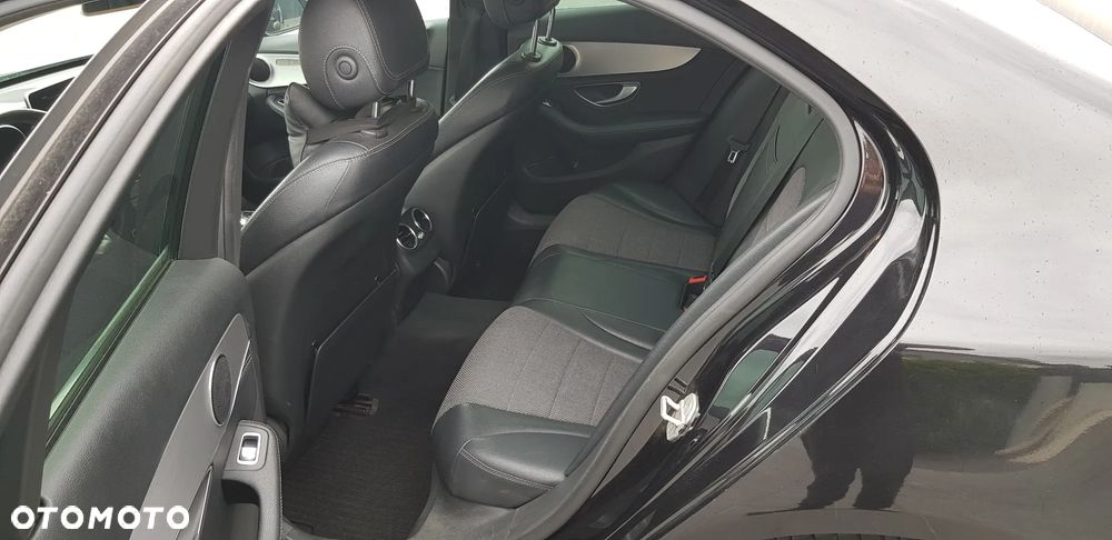 Mercedes-Benz Klasa C 200 (BlueTEC) d 7G-TRONIC Avantgarde - 16