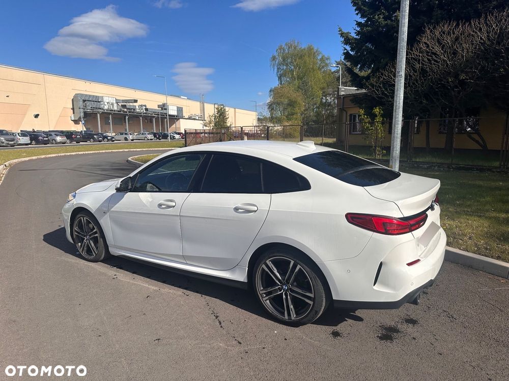 BMW Seria 2 218d M Sport sport - 9