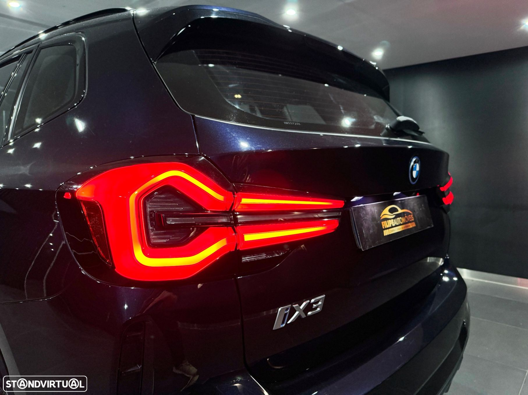BMW iX3 M Sport Impressive - 12