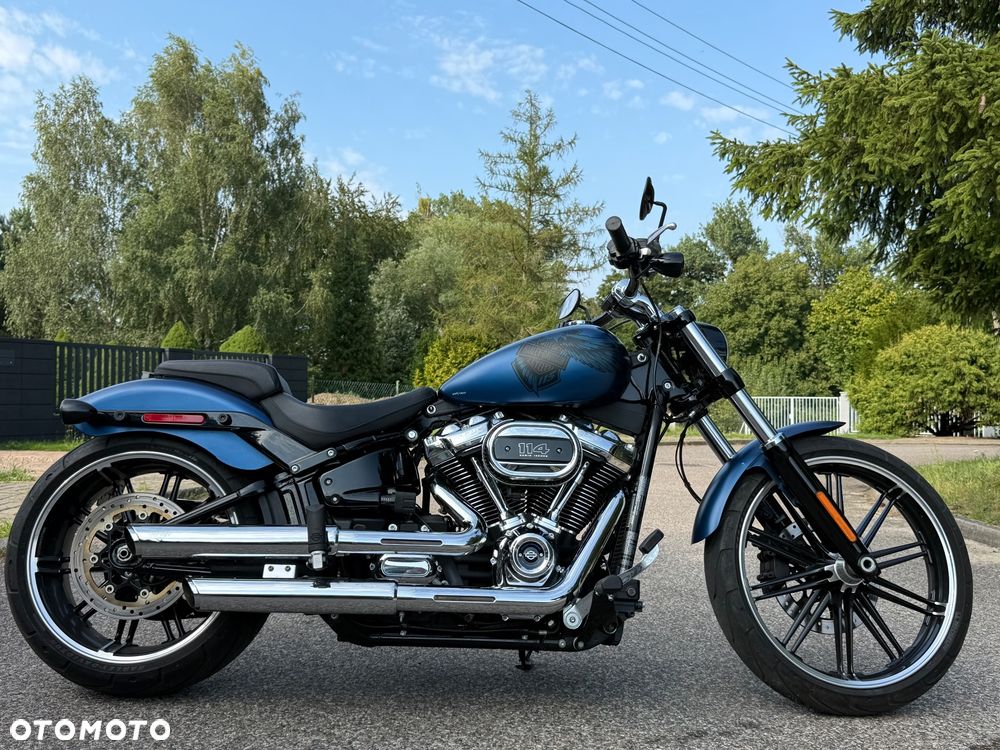 Harley-Davidson Softail Breakout - 10