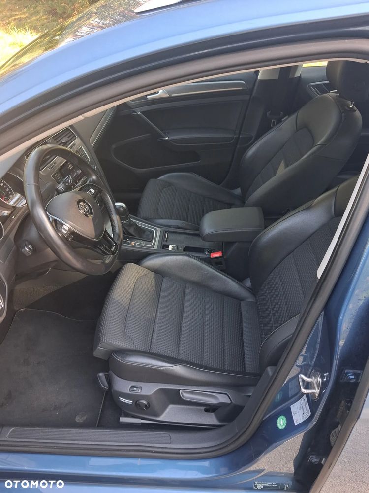 Volkswagen Golf - 15