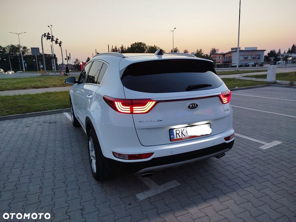 Kia Sportage 1.6 T-GDI AWD DCT GT LINE - 9