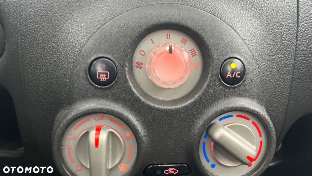 Nissan Cube - 7
