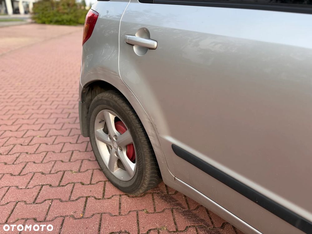 Suzuki SX4 1.6 GS/Premium - 19