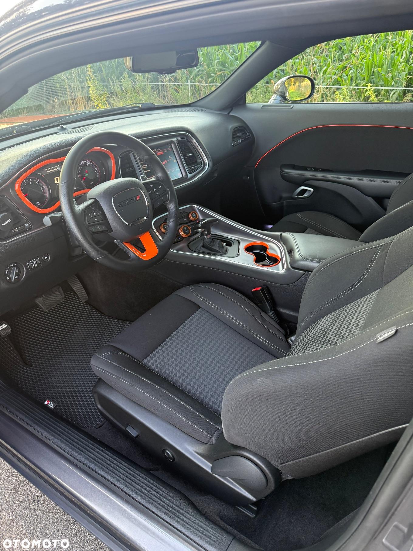 Dodge Challenger Automatik SXT Plus - 6