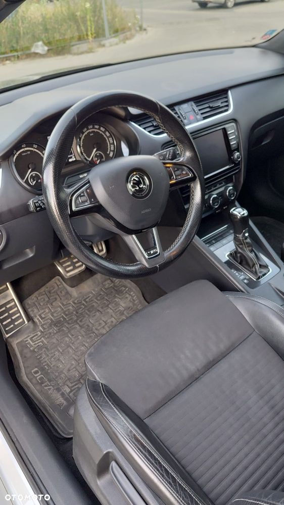 Skoda Octavia 2.0 TSI (Green tec) DSG RS - 11