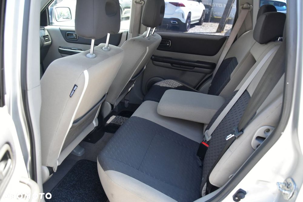 Nissan X-Trail - 25