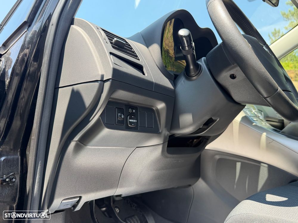Toyota Auris 1.4 D-4D Luna - 22