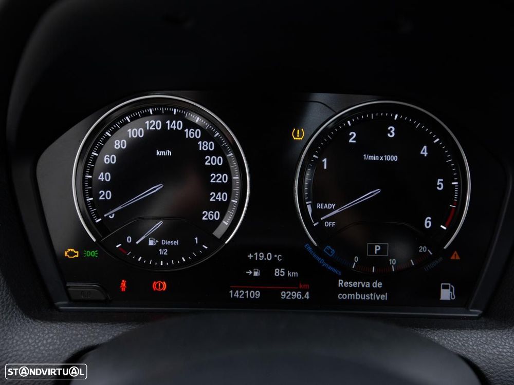 BMW 116 d Line Sport Auto — fotografia 18