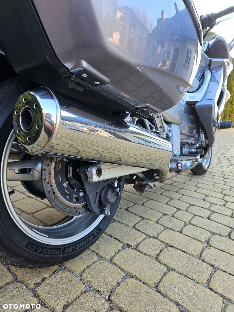 Yamaha FJR - 5
