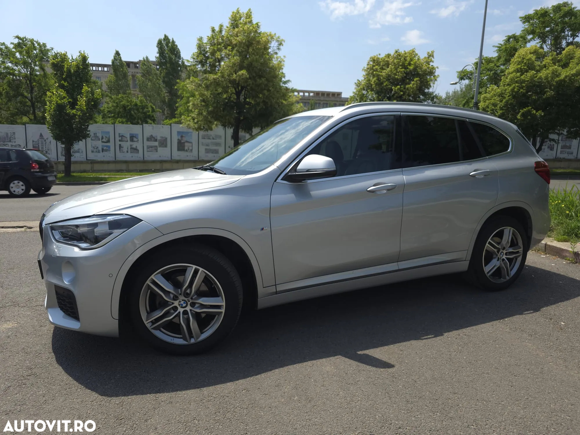 BMW X1 - 8