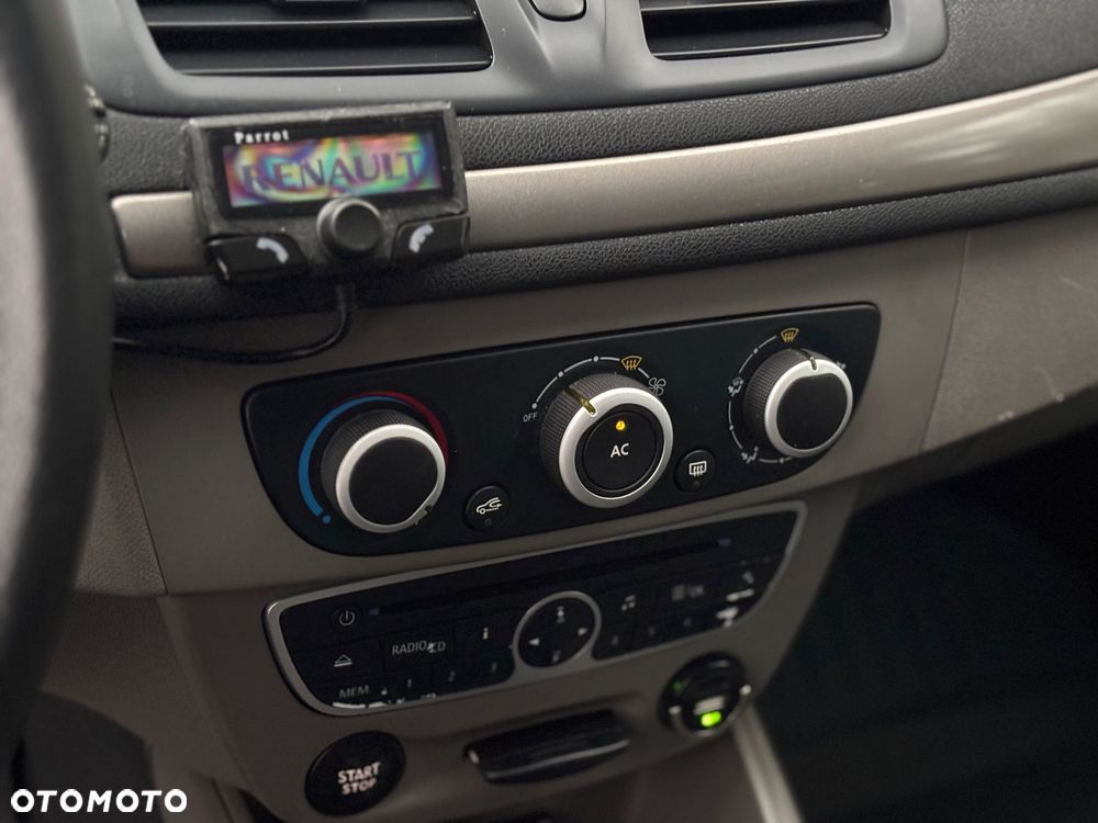Renault Megane 1.6 16V 100 TomTom Edition - 16
