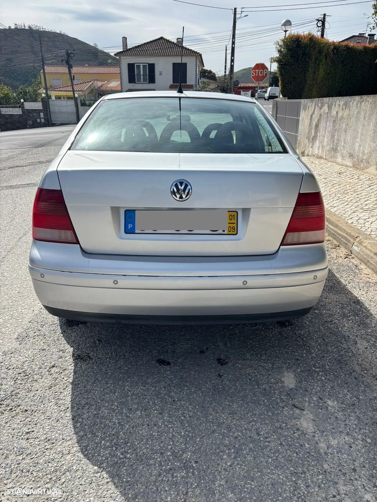 VW Bora 1.9 TDi Highline - 7