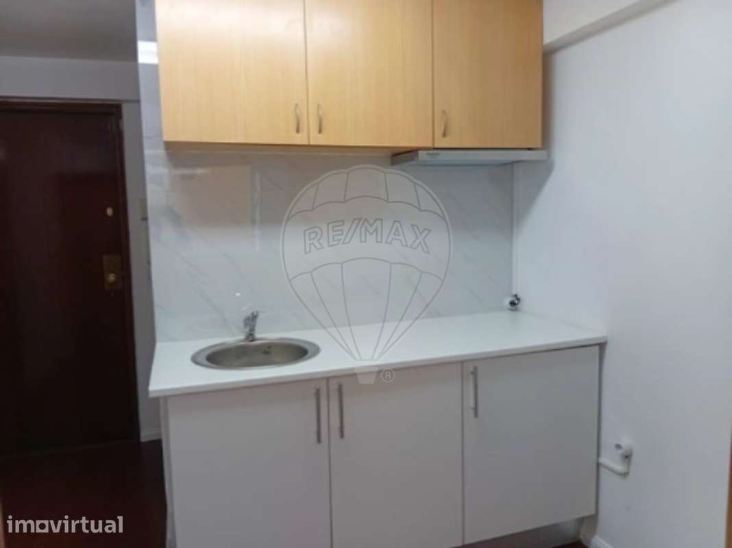 Apartamento T0 para arrendamento - Grande imagem: 4/13