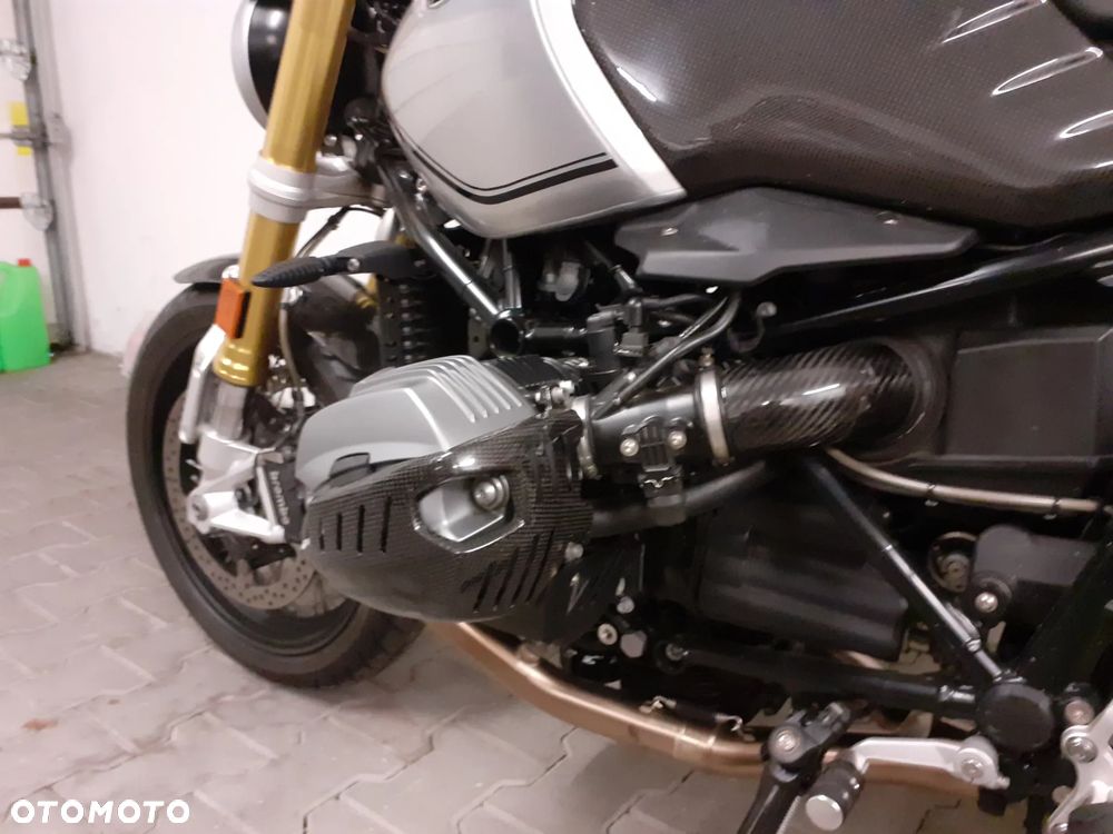 BMW R - 2