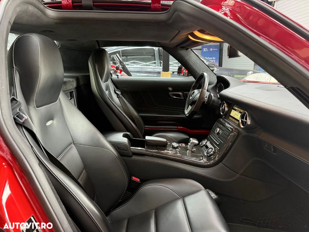Mercedes-Benz SLS SPEEDSHIFT DCT - 32