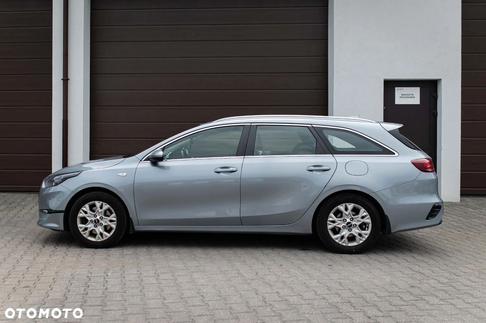 Kia Ceed 1.5 T-GDI Business Line - 11