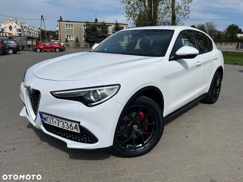 Alfa Romeo Stelvio - 35