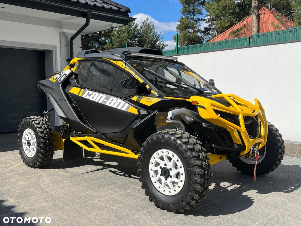 Can-Am Maverick - 9