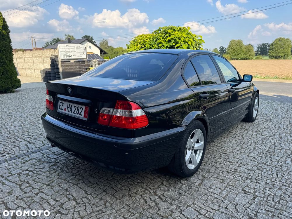 BMW Seria 3 318i Edition Exclusive - 5