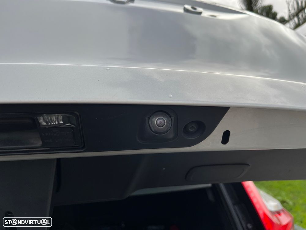 Volvo XC 40 Recharge Core - 22