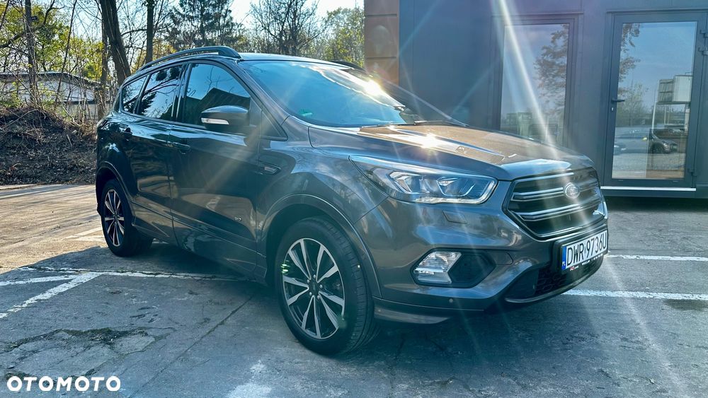 Ford Kuga 2.0 TDCi 4x4 ST-Line - 10