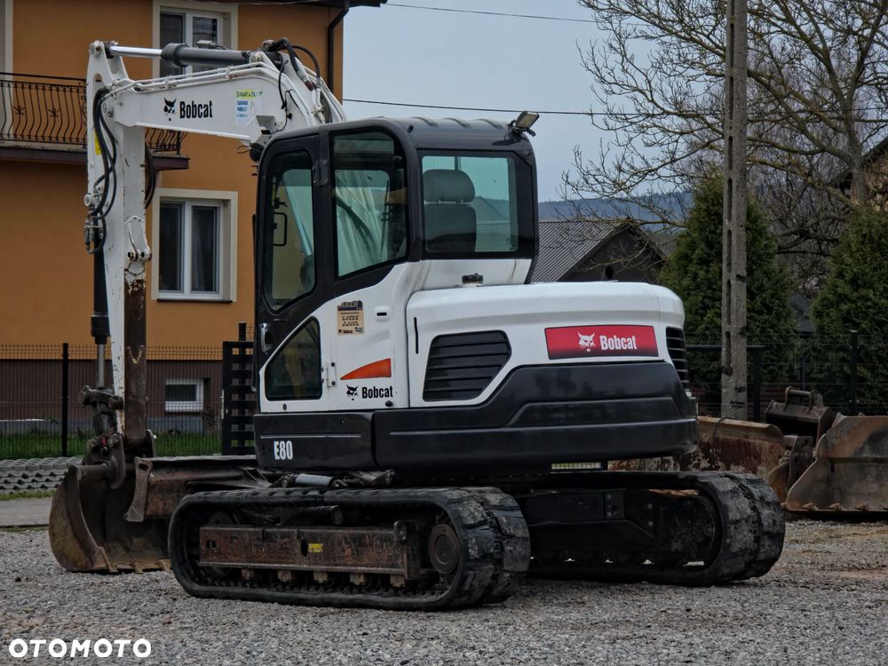 Bobcat E80 - 3