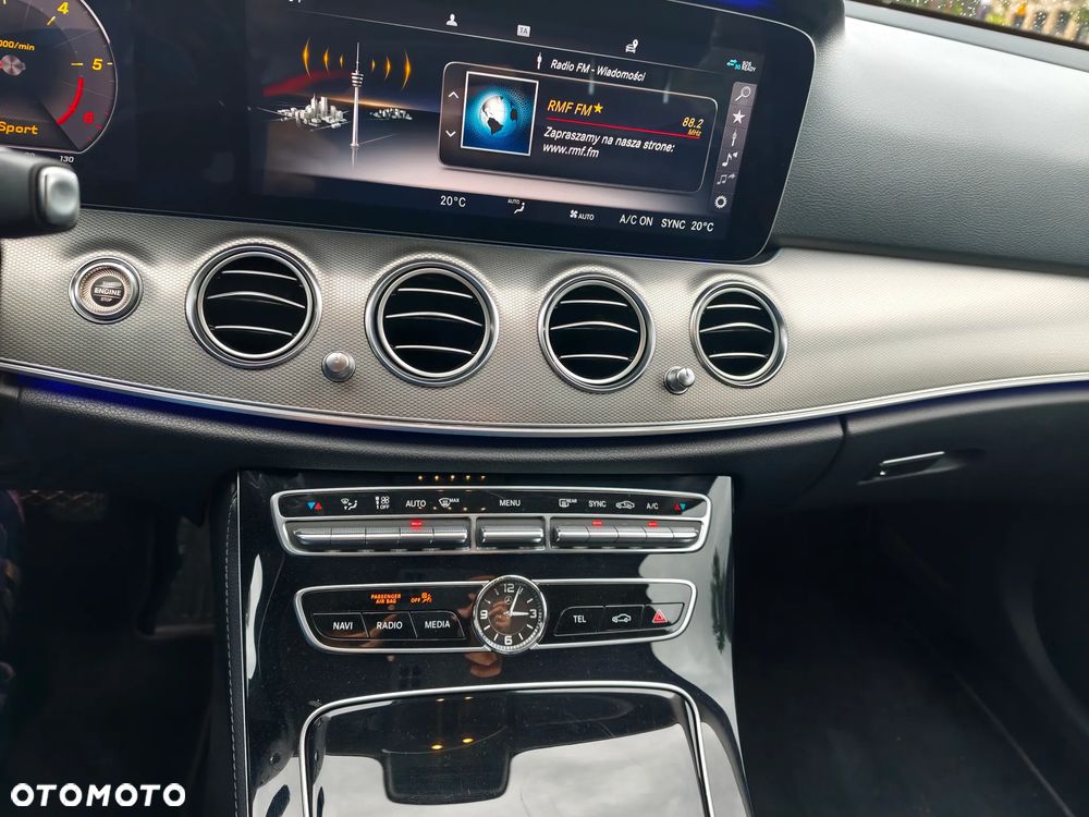 Mercedes-Benz Klasa E 220 d Business Edition 9G-TRONIC - 23
