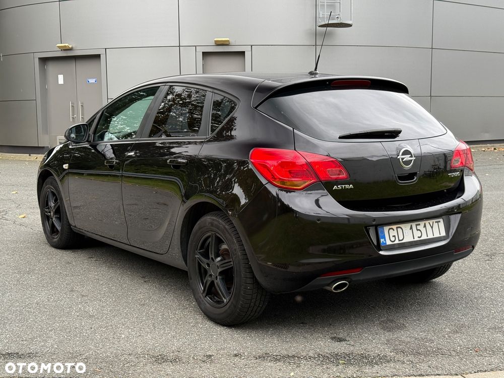 Opel Astra IV 1.6 T Enjoy - 5