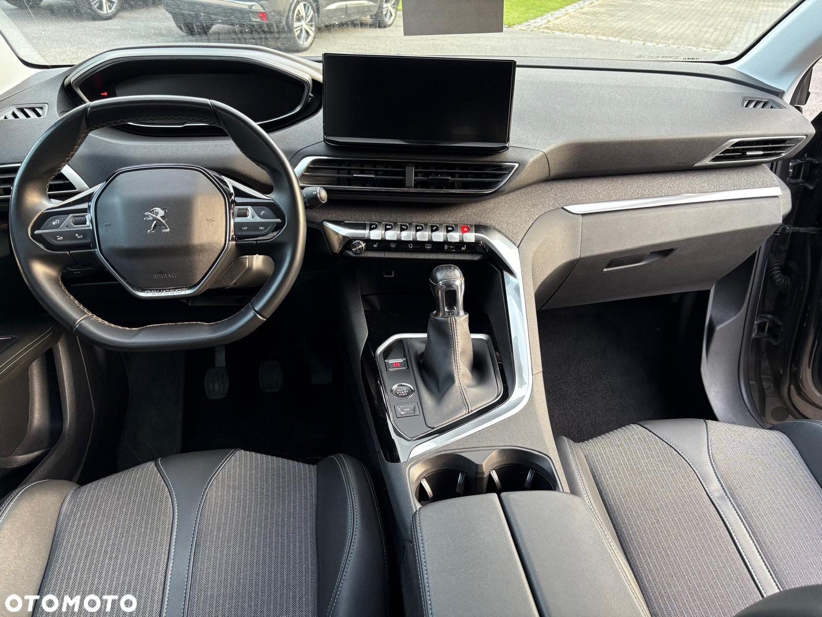 Peugeot 3008 1.2 PureTech Allure S&S - 15
