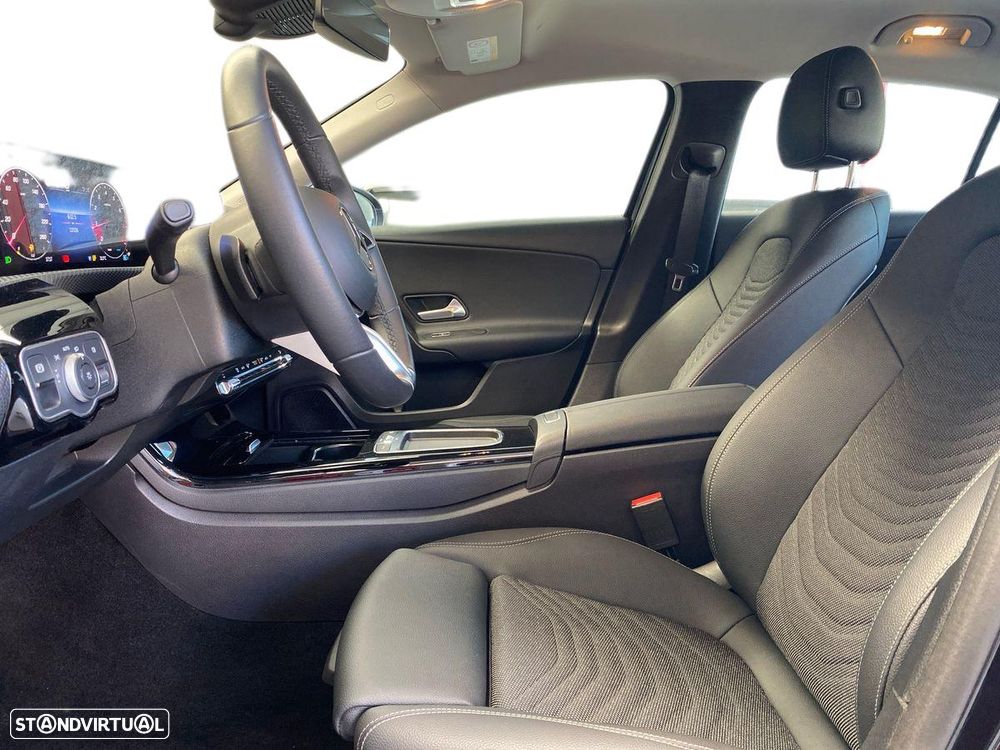 Mercedes-Benz A 200 Standard - 11