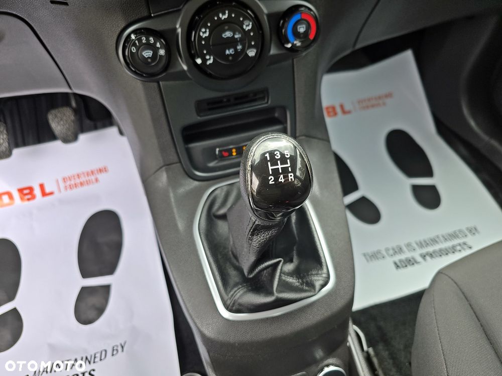 Ford Fiesta 1.25 SYNC Edition - 21