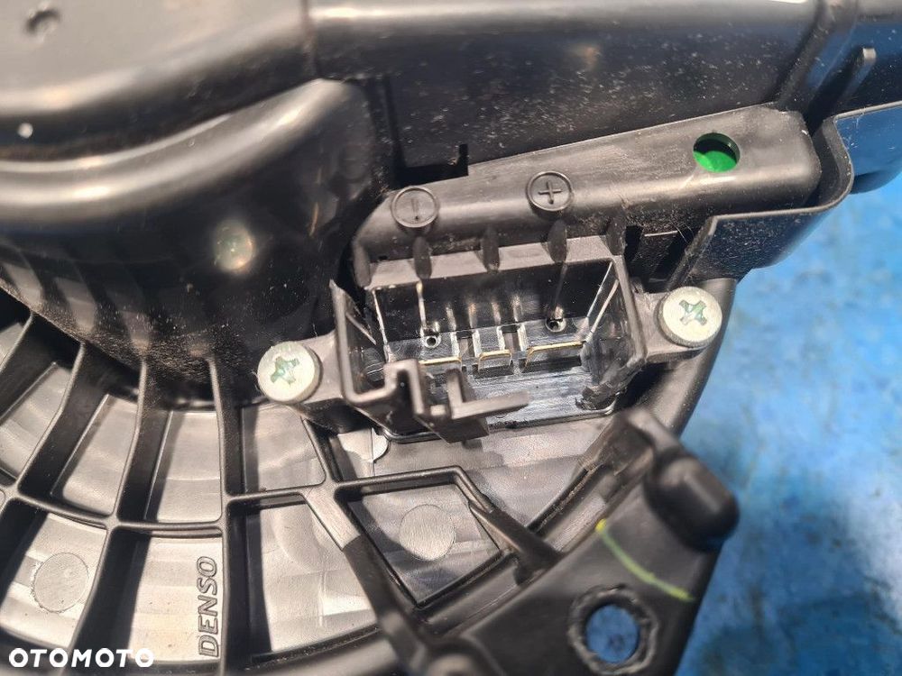 TOYOTA RAV4 III 2.2D DMUCHAWA POWIETRZA 272700-8043 - 4