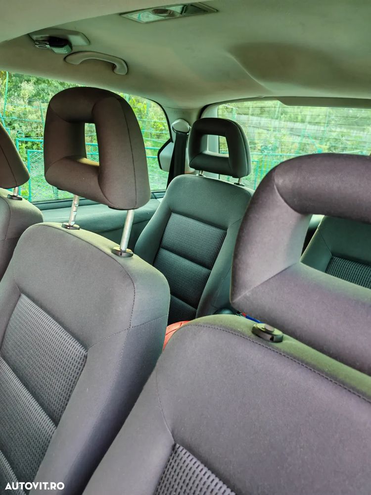Volkswagen Sharan 1.9 TDI Comfortline Family - 8